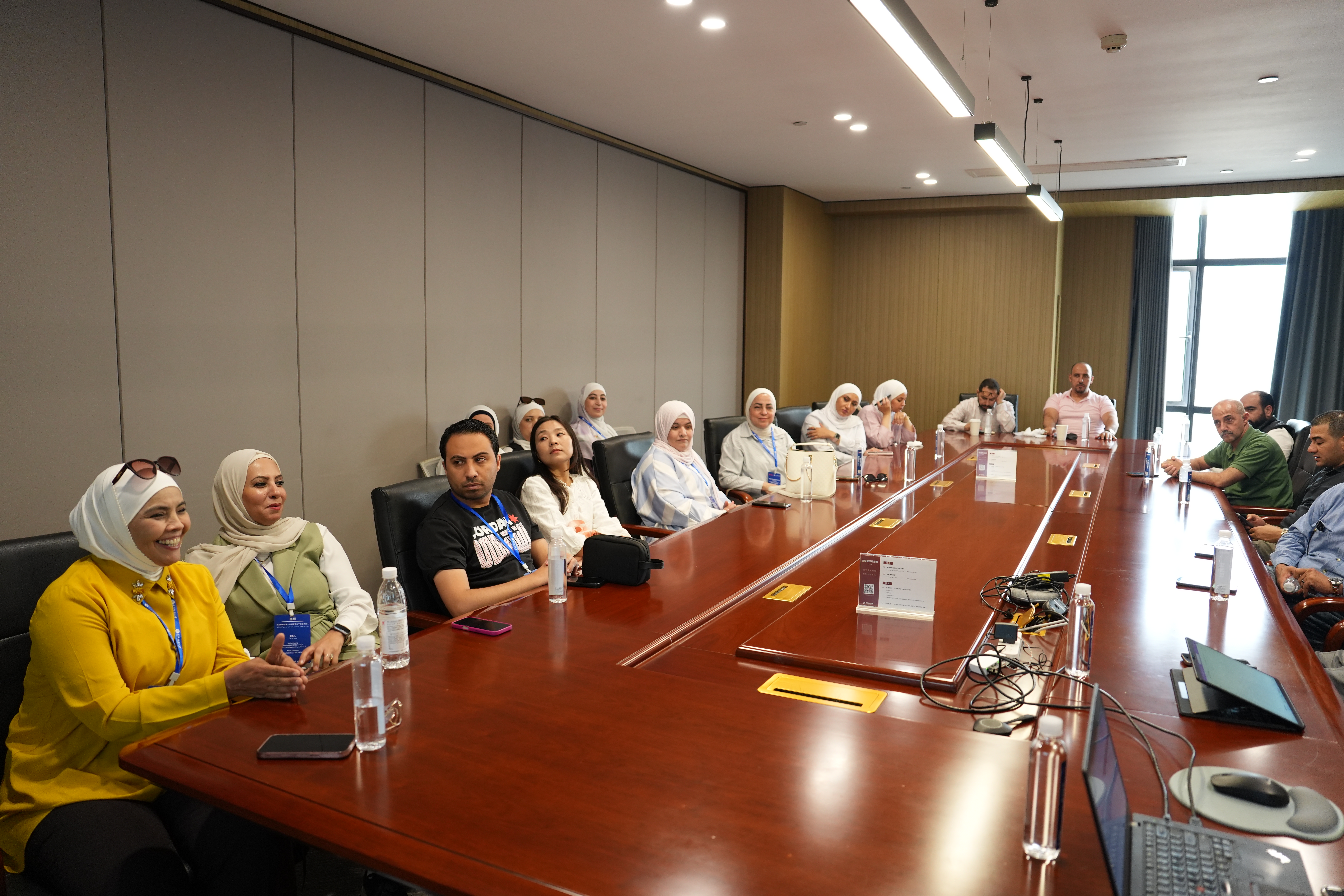 ceb18dd21aeb79a2c0e2eecbff18263d_728de1bf61b7c709.JPG